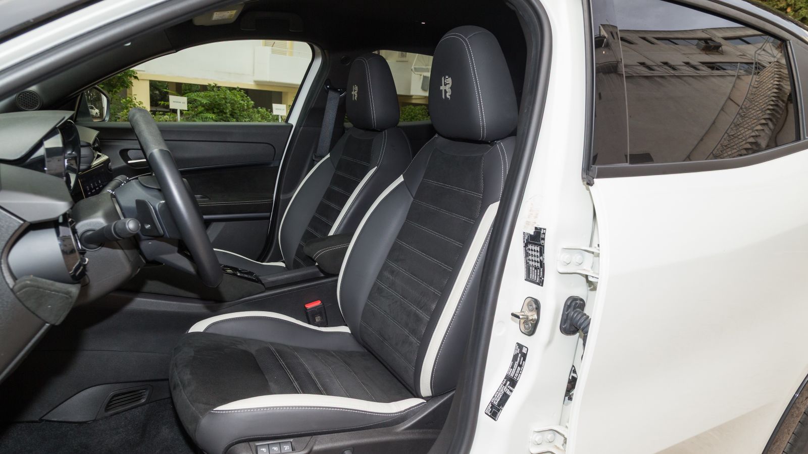 Alfa Romeo Junior Ibrida 145 PS: Ιταλική φινέτσα με υβριδική «καρδιά»
